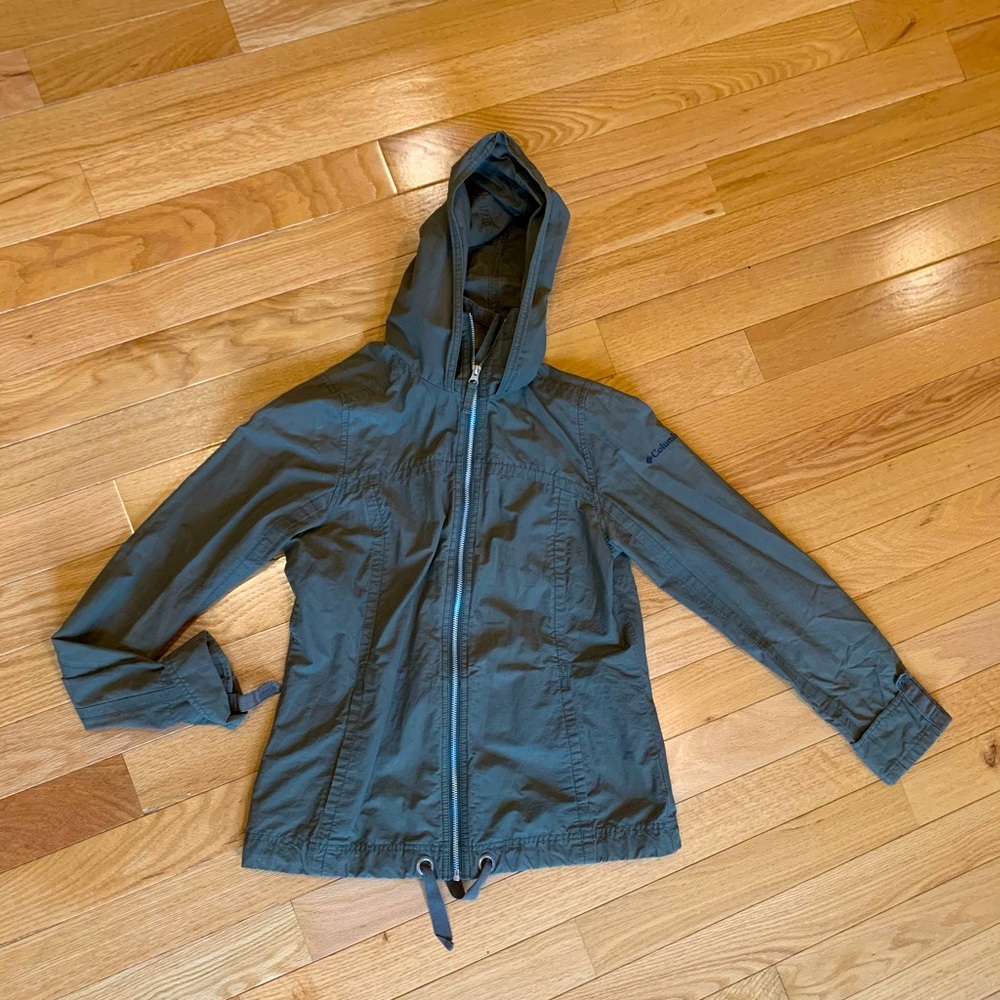 Columbia Jacket ❄️3/$17
